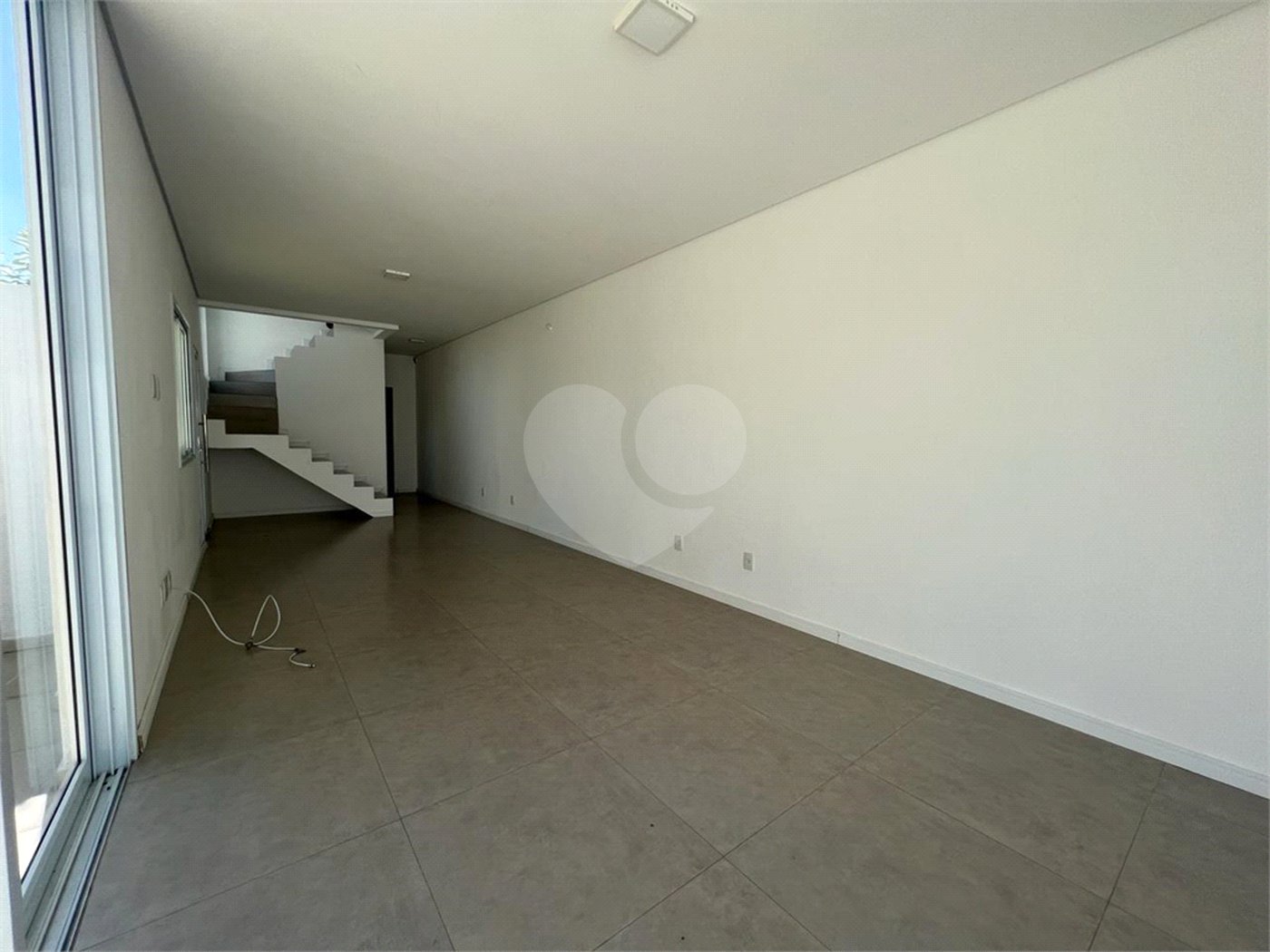Casa à venda com 3 quartos, sendo 1 suíte, em Jardim Semiramis, Cotia, SP