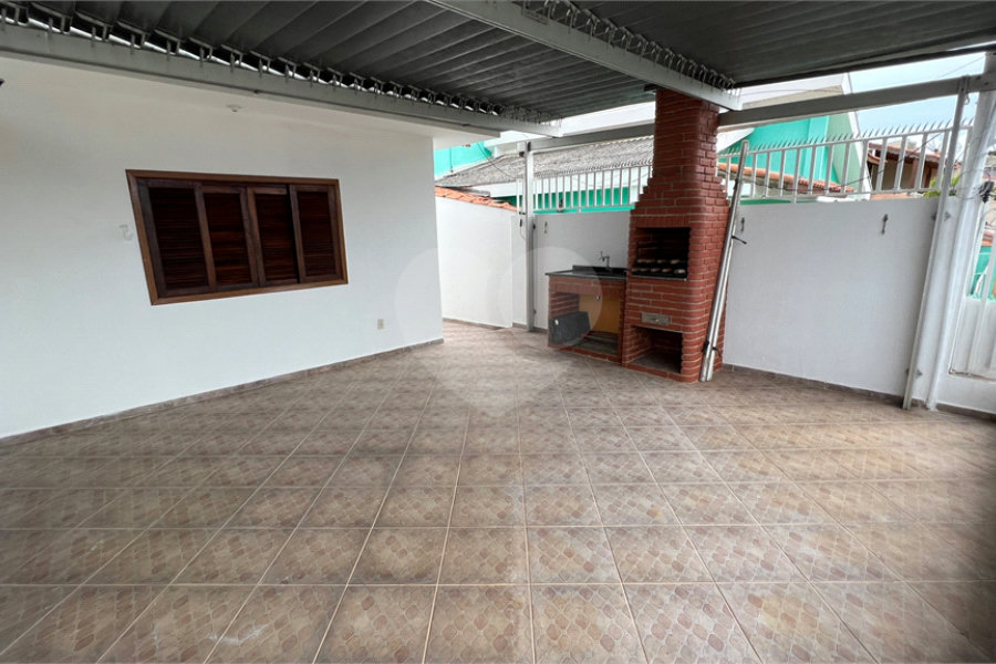 Sobrado à venda com 3 quartos em Vila Nova Cachoeirinha, São Paulo, SP