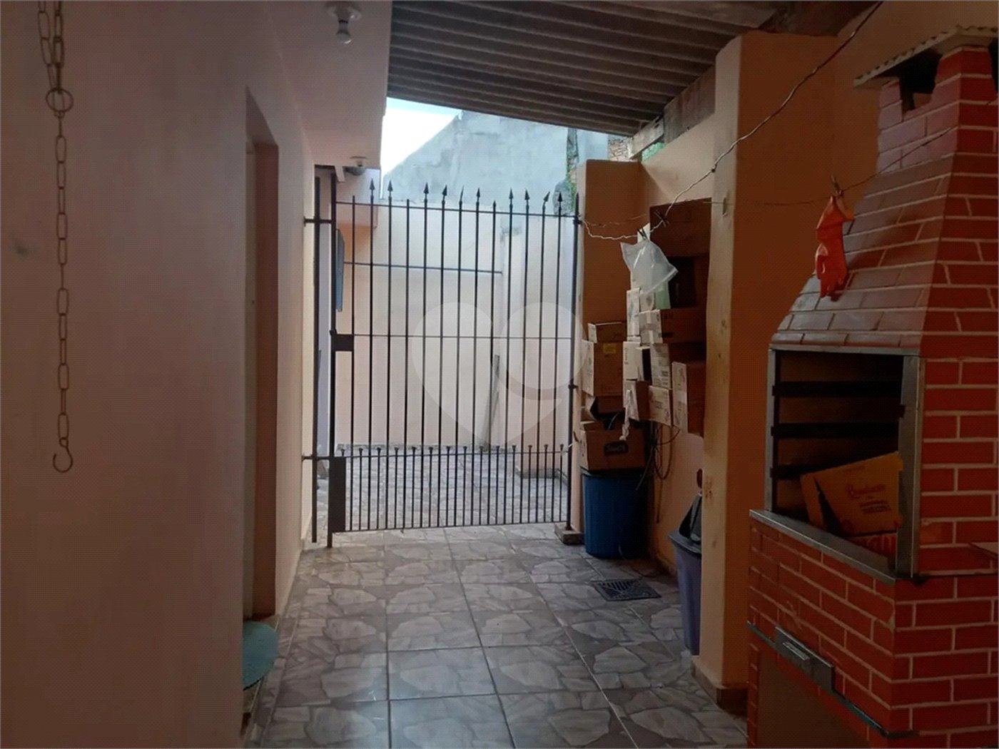 Casa à venda com 3 quartos, sendo 1 suíte,  em Vila Tiradentes, São Paulo, SP