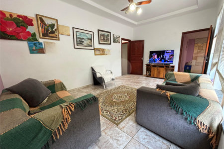 Casa à venda com 3 quartos, sendo 1 suíte,  em Jardim Itália, Itapetininga, SP