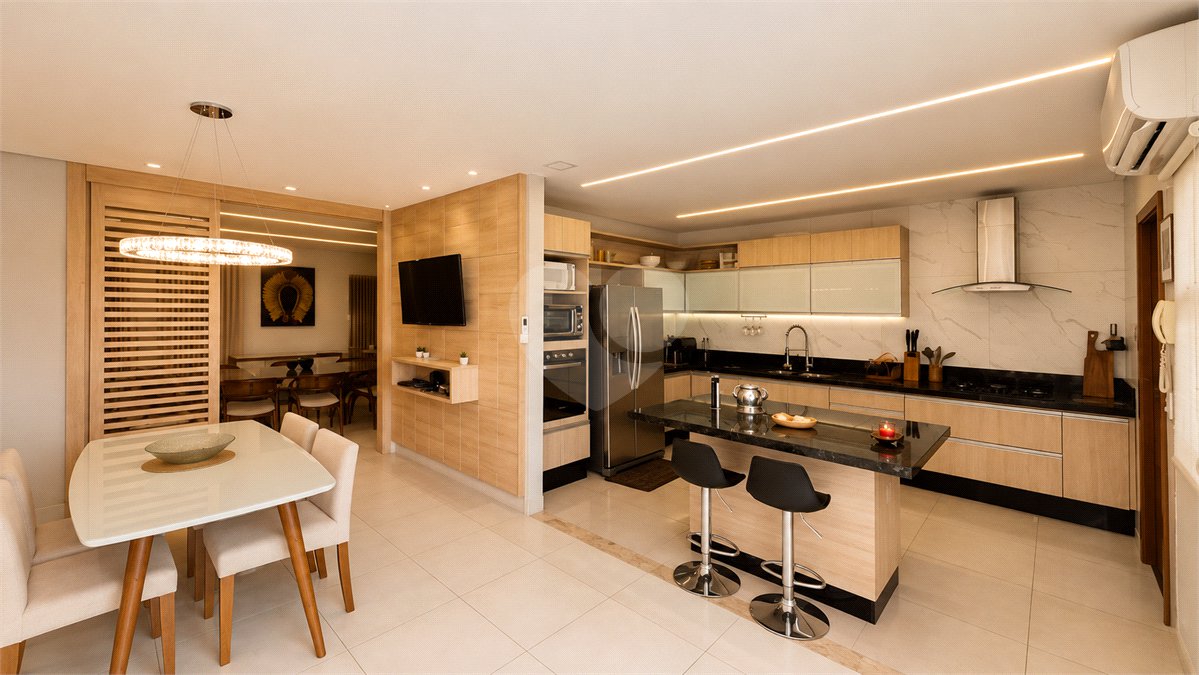 Apartamento para alugar com 3 suítes em Duque de Caxias, Cuiabá, MT