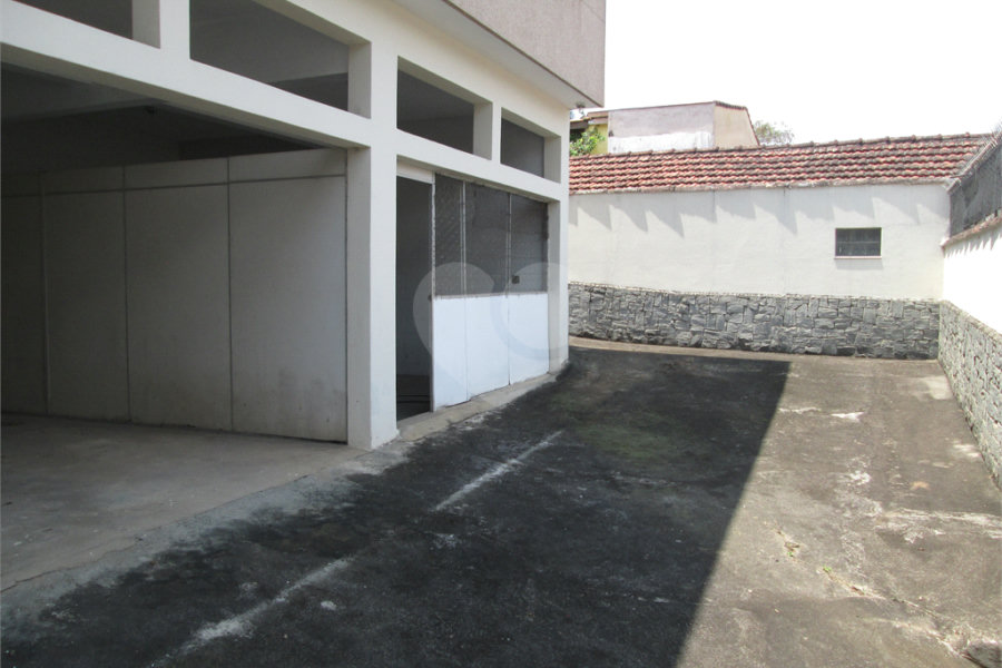 Sobrado à venda com 3 quartos em Horto, São Paulo, SP