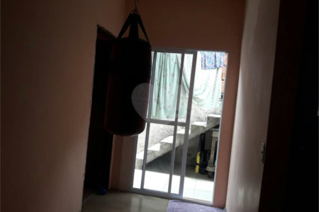 Casa à venda com 2 quartos em Jardim das Rosas (zona Sul), São Paulo, SP