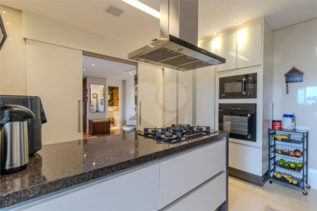 Apartamento à venda com 3 suítes em Vila Mascote, São Paulo, SP