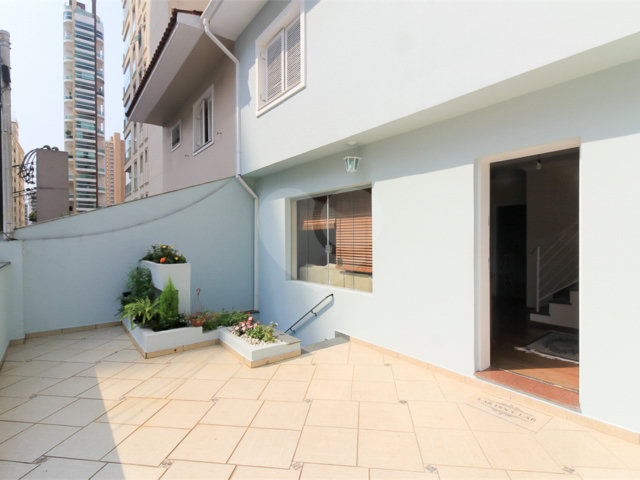 Casa à venda com 3 quartos, sendo 1 suíte,  em Santana, São Paulo, SP