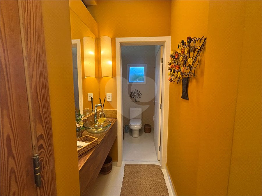 Casa à venda com 3 suítes no condomínio Residencial Chácara Ondina, Sorocaba - SP