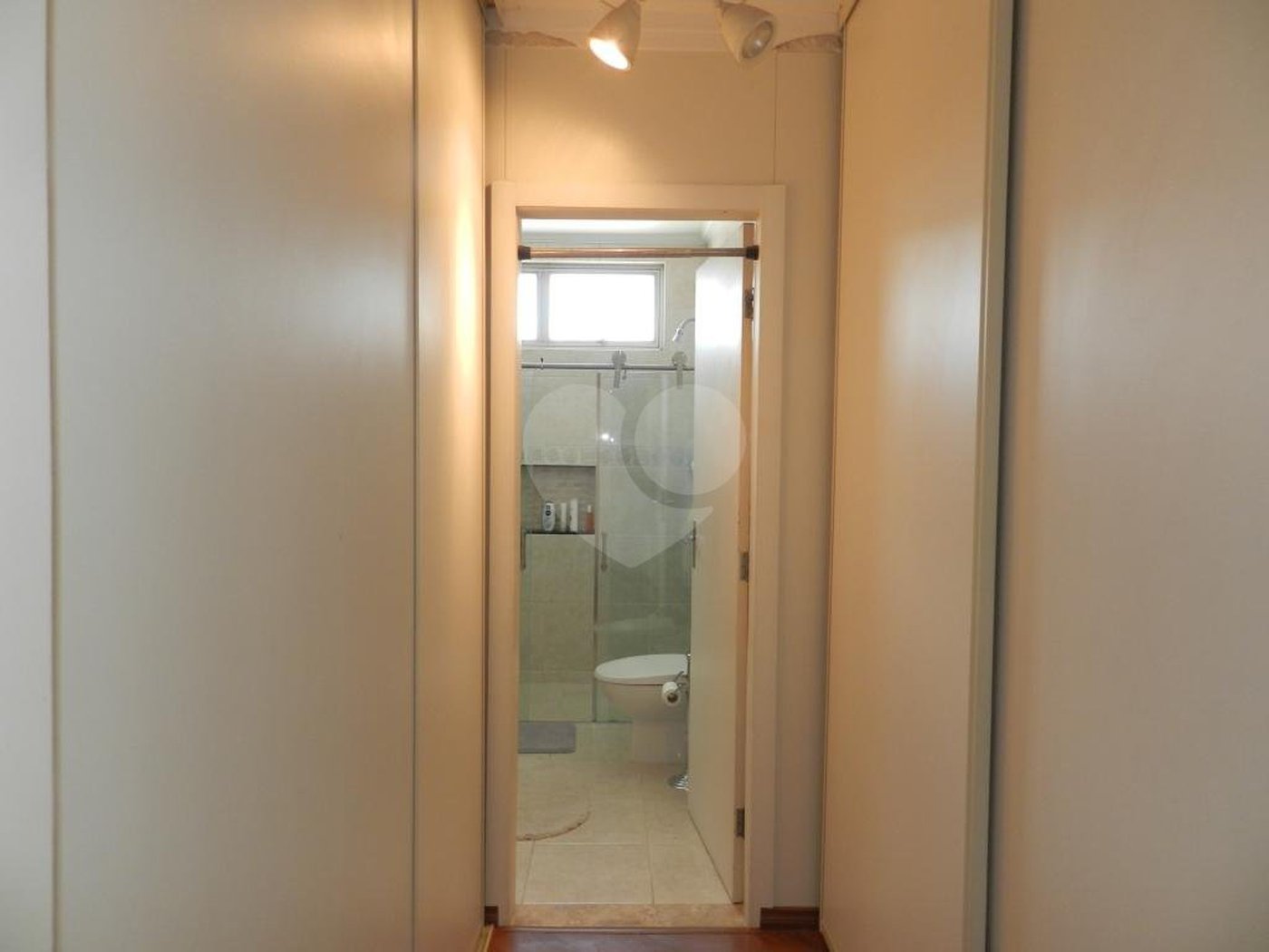 Sobrado à venda com 4 quartos, sendo 3 suítes, em Brooklin, São Paulo, SP