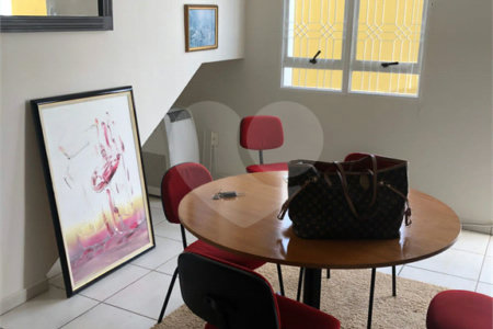 Casa à venda com 1 suíte no Centro, Vinhedo, SP