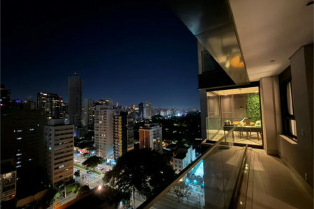 Apartamento à venda com 4 quartos, sendo 1 suíte,  em Cerqueira César, São Paulo, SP