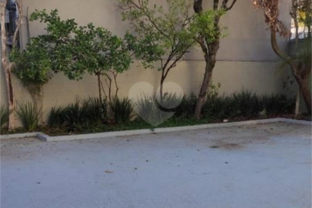 Sobrado à venda ou para alugar com 7 quartos, sendo 3 suítes, em Vila Mariana, São Paulo, SP