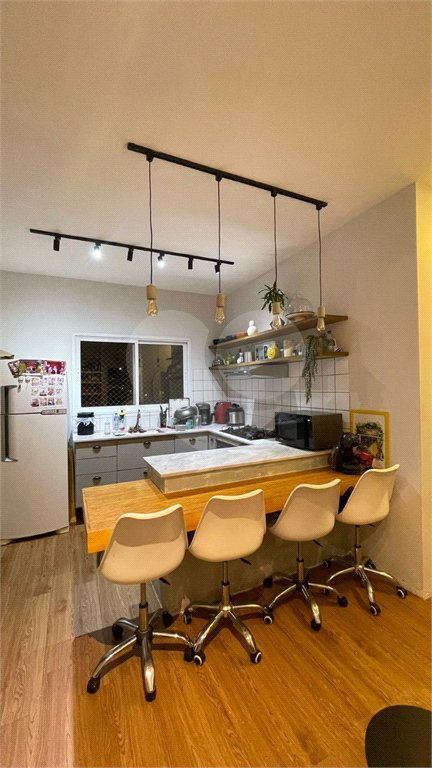 Apartamento à venda com 2 quartos em Jardim do Trevo, Atibaia, SP