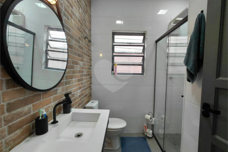 Sobrado à venda com 3 quartos, sendo 1 suíte, em Vila Romana, São Paulo, SP