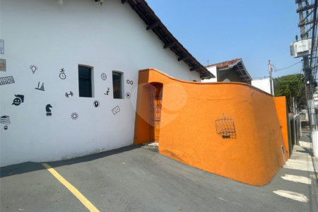Casa Térrea à venda com 4 quartos em Vila Oliveira, Mogi das Cruzes, SP