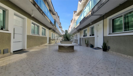 Casa à venda com 3 quartos, sendo 1 suíte,  no condomínio Rafaela I, São Paulo - SP