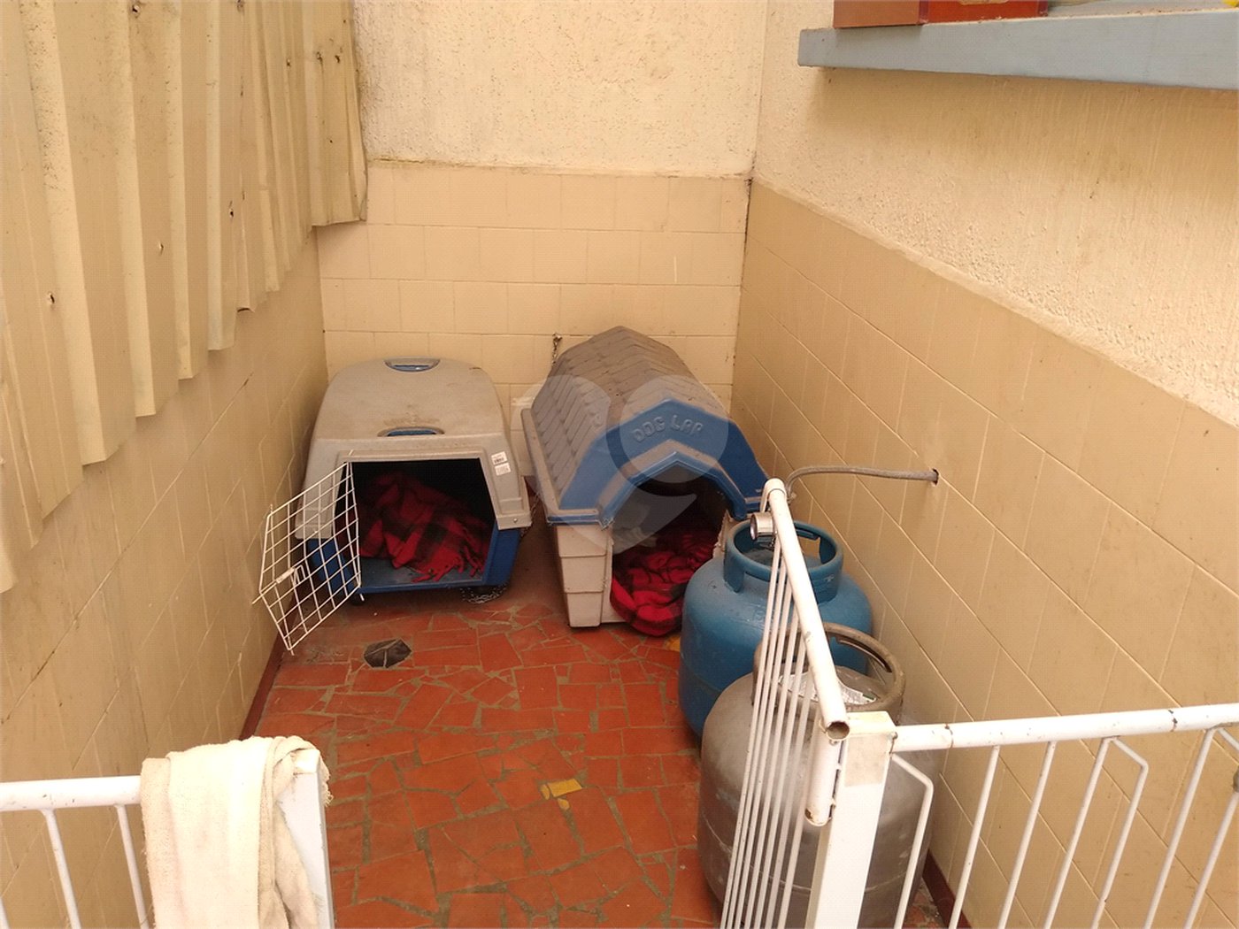 Sobrado à venda com 4 quartos, sendo 3 suítes,  em Vila Monumento, São Paulo, SP