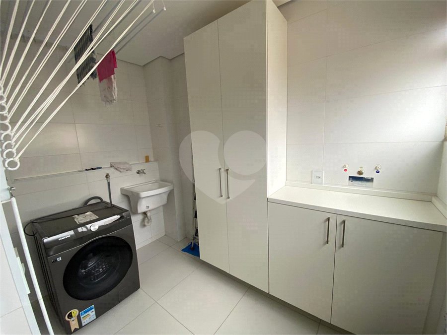 Apartamento à venda com 3 quartos, sendo 1 suíte,  em Vila Independência, Sorocaba, SP