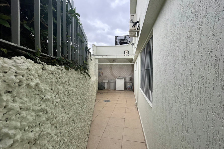 Casa à venda com 4 quartos, sendo 3 suítes, em Jardim França, São Paulo, SP