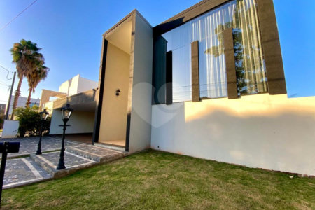 Casa para alugar com 5 suítes em Parque Residencial Damha, Araraquara, SP