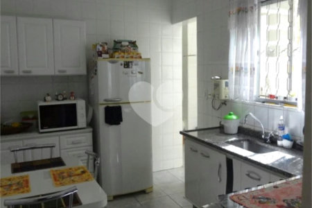 Sobrado à venda com 4 quartos, sendo 2 suítes, em Belenzinho, São Paulo, SP