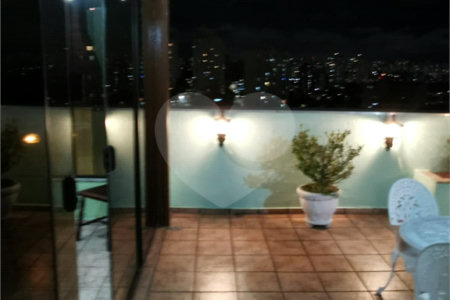 Cobertura à venda com 3 quartos em Vila Gumercindo, São Paulo, SP
