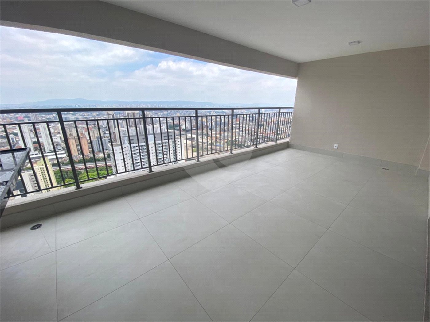 Apartamento à venda com 3 quartos, sendo 1 suíte, em Brás, São Paulo, SP