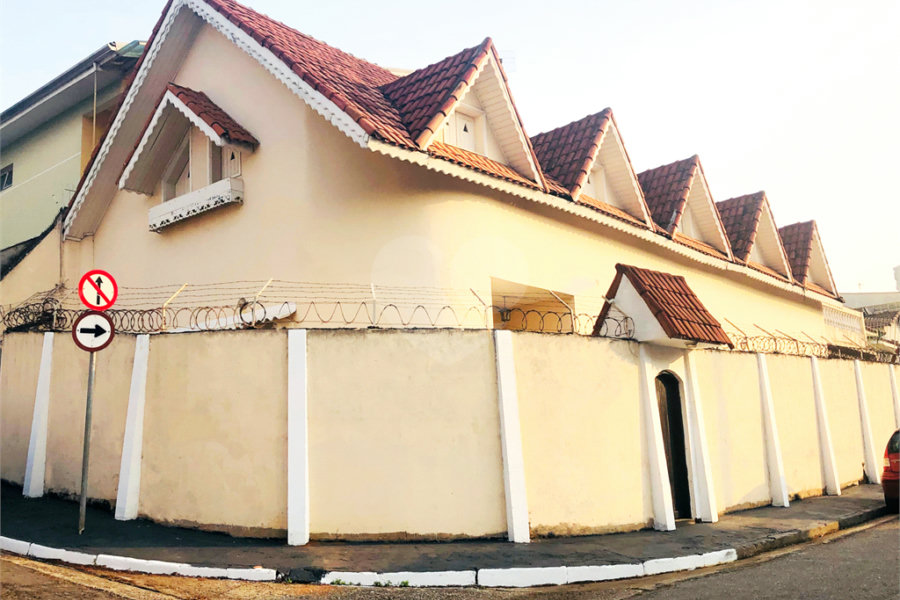 Sobrado à venda com 4 quartos, sendo 3 suítes, em Vila Rosália, Guarulhos, SP