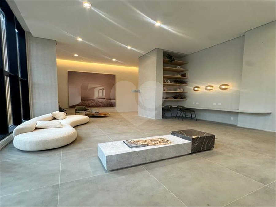 Apartamento à venda com 3 suítes em Vila Clementino, São Paulo, SP