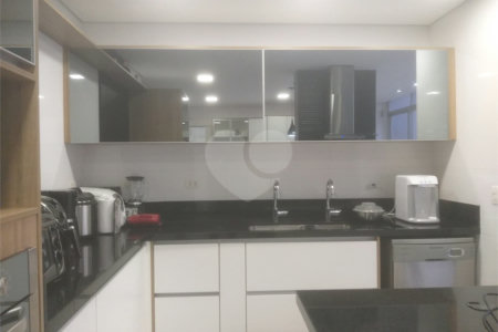Apartamento à venda com 3 quartos, sendo 1 suíte,  em Paraíso, São Paulo, SP