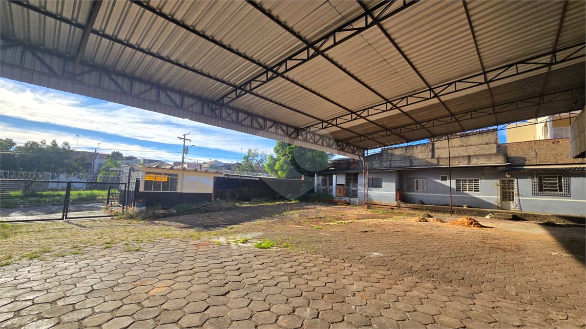 Galpão à venda ou para alugar no Centro, Araraquara, SP