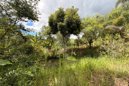 Chácara à venda com 3 quartos, sendo 1 suíte, no Centro, Araçoiaba da Serra, SP