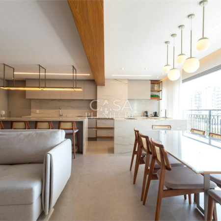 Apartamento à venda com 3 suítes em Moema, São Paulo, SP