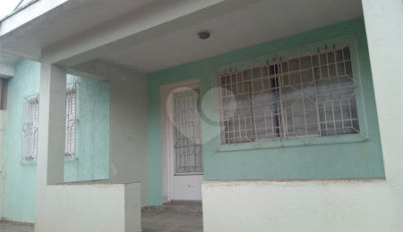 Casa à venda com 4 quartos, sendo 1 suíte,  no Centro, Mairiporã, SP