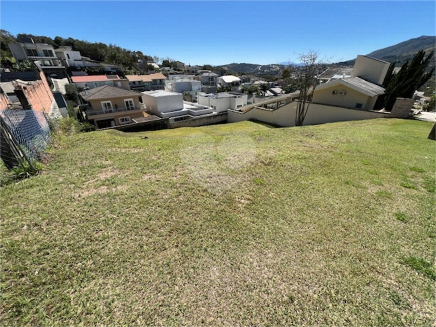 Terreno à venda no condomínio Água Verde, Atibaia - SP