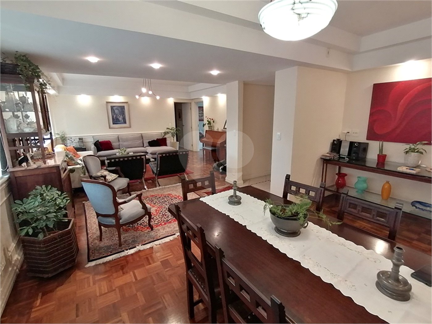 Apartamento à venda com 3 quartos, sendo 1 suíte, em Jardim Paulista, São Paulo, SP