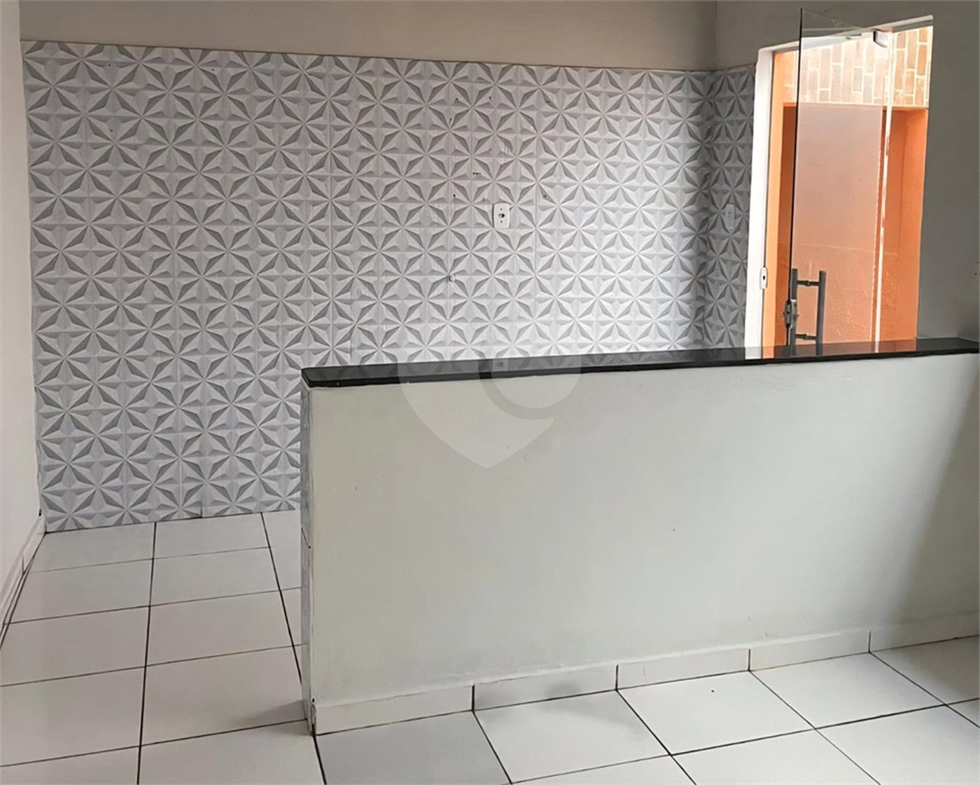 Casa à venda com 2 quartos em Vila Carvalho, Itapetininga, SP