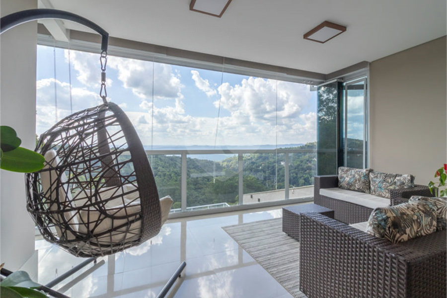 Casa à venda com 3 suítes no condomínio Parque Imperial da Cantareira, Mairiporã - SP