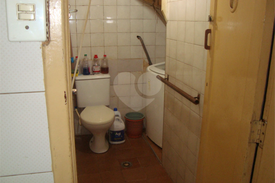 Sobrado à venda com 7 quartos, sendo 1 suíte, em Santana, São Paulo, SP