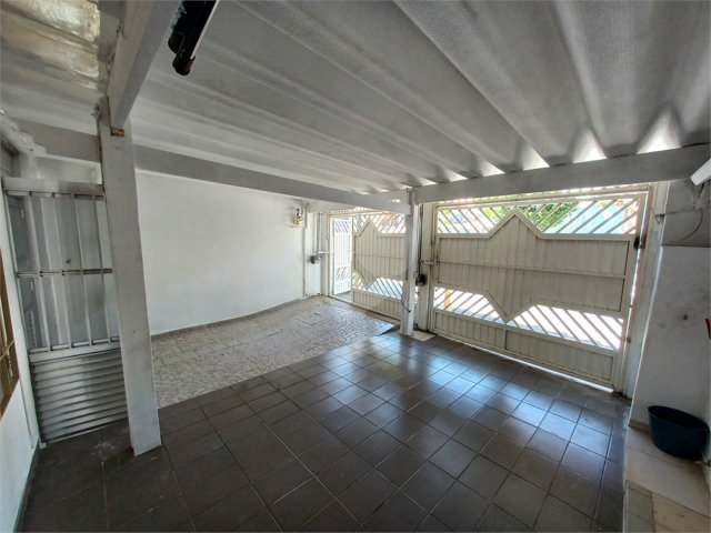 Sobrado à venda com 3 quartos em Vila Medeiros, São Paulo, SP