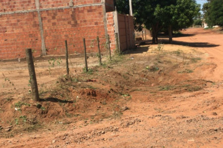 Casa à venda com 2 quartos em Vila Haro, Três Lagoas, MS