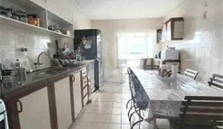 Casa à venda com 3 quartos, sendo 1 suíte,  no Centro, Vinhedo, SP