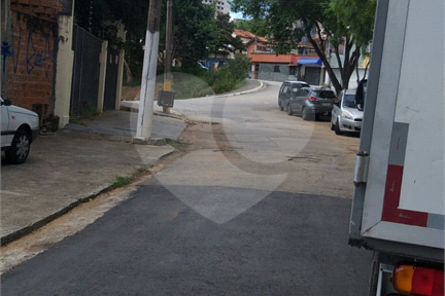 Terreno à venda com 4 quartos, sendo 1 suíte, em Parada Inglesa, São Paulo, SP