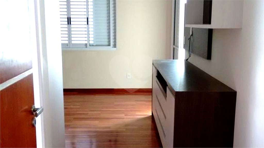 Casa à venda ou para alugar com 3 suítes no condomínio Residencial Villa dos Inglezes, Sorocaba - SP