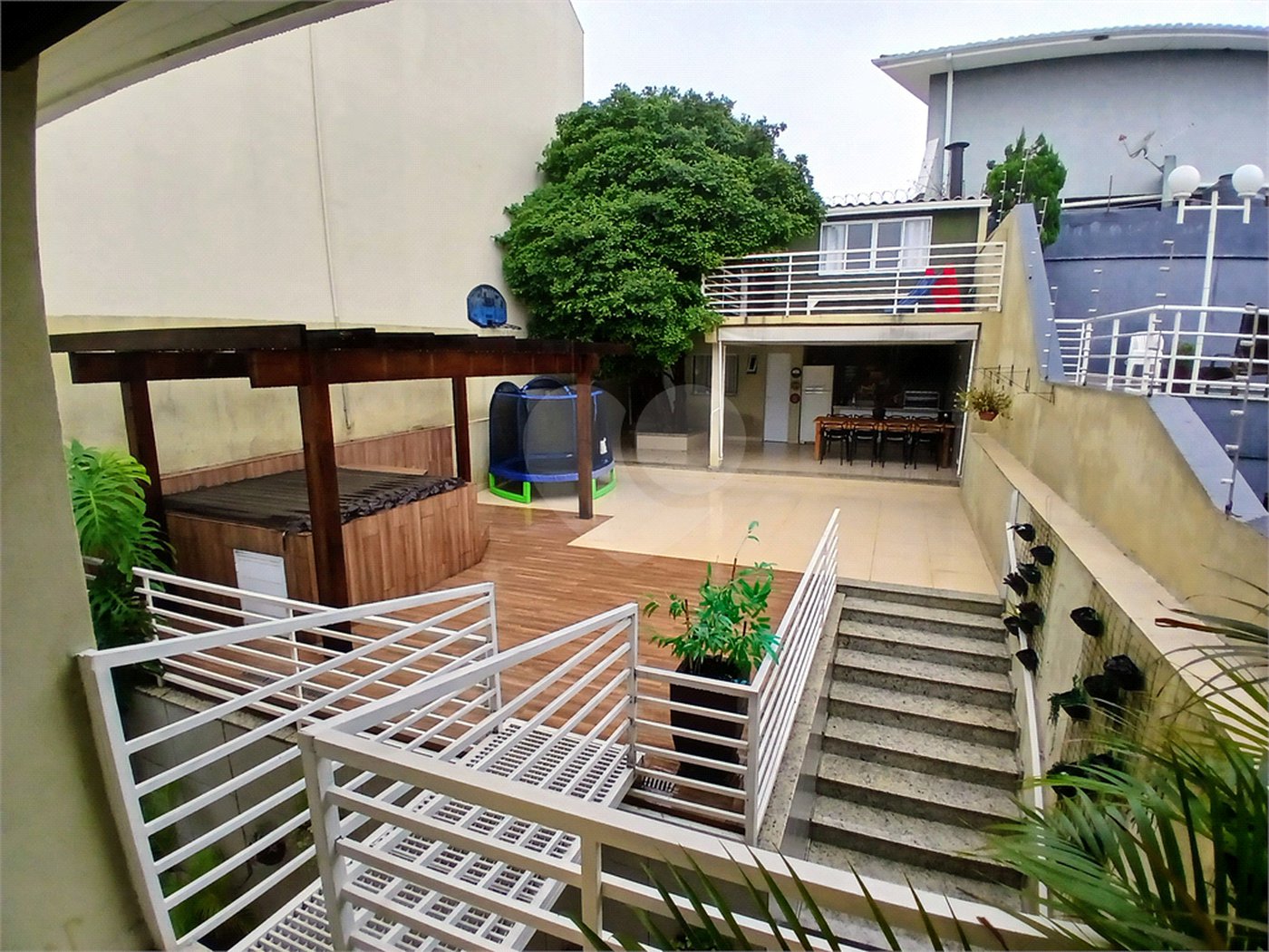 Sobrado à venda com 3 suítes em Vila Mariza Mazzei, São Paulo, SP