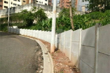 Terreno à venda em Vila Suzana, São Paulo, SP