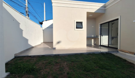 Casa Térrea à venda com 3 quartos, sendo 1 suíte,  em Jardim Regina, Indaiatuba, SP