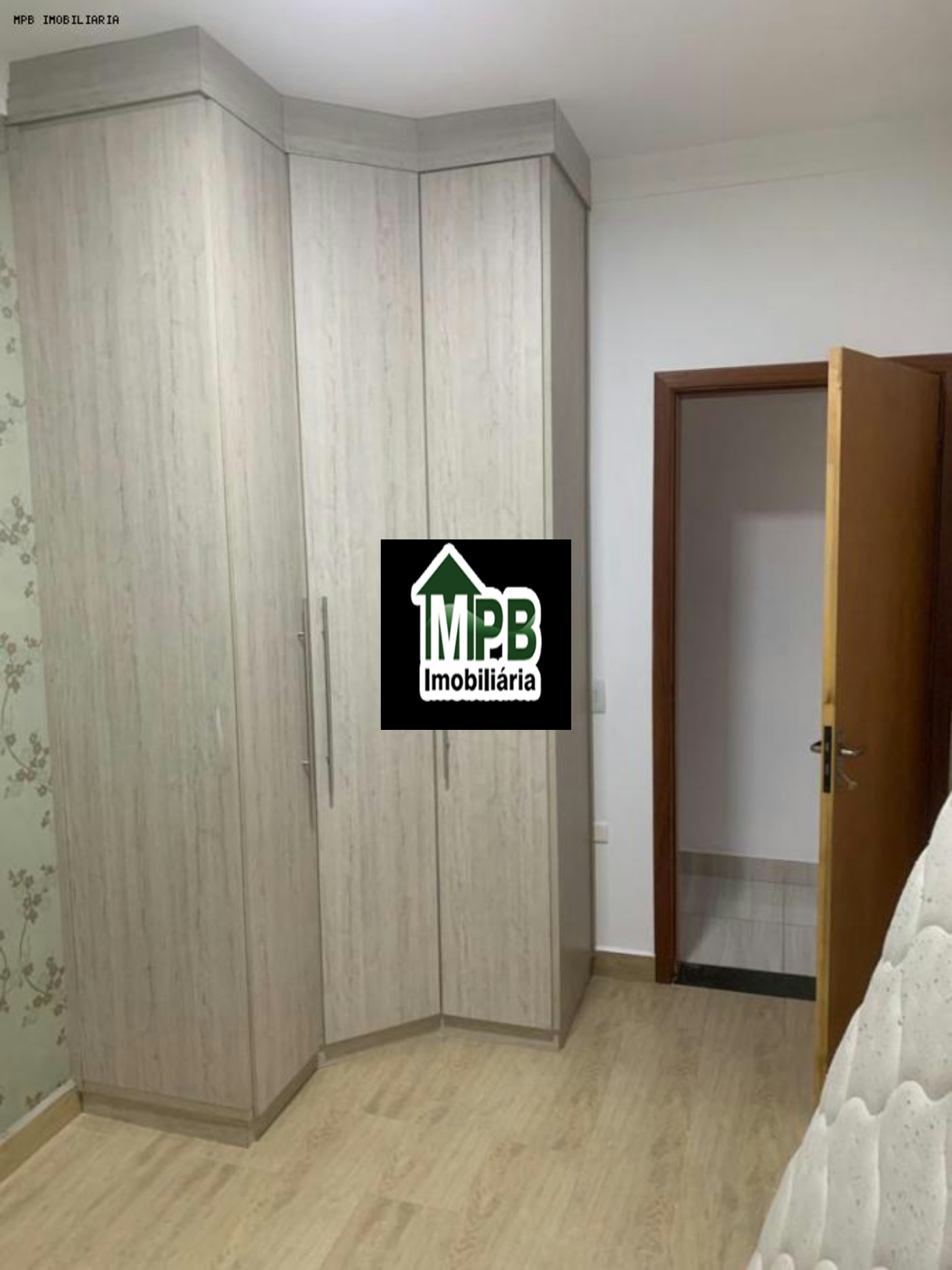Casa à venda com 2 quartos, sendo 1 suíte,  no condomínio Horto Florestal 2, Sorocaba - SP