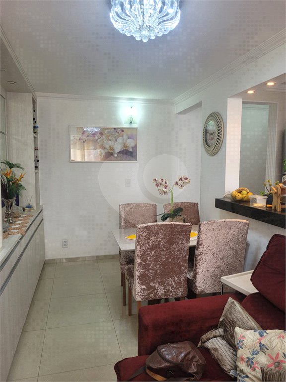 Apartamento à venda com 2 quartos, sendo 1 suíte, em Jardim São Luís, Suzano, SP