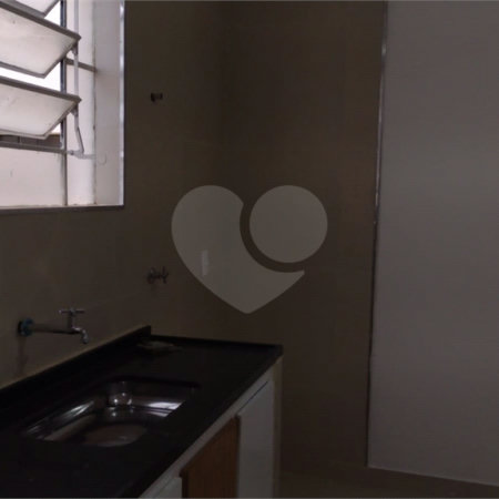 Apartamento no Condomínio Residencial Itaipu