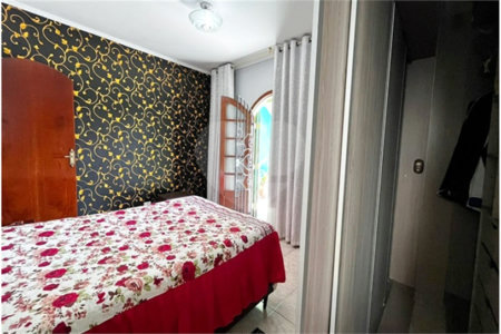 Casa à venda com 3 quartos, sendo 1 suíte, em Vila Boaçava, São Paulo, SP
