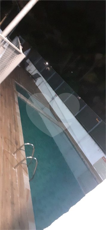 Casa à venda com 3 quartos, sendo 1 suíte, no condomínio Village Palmas, São Paulo - SP